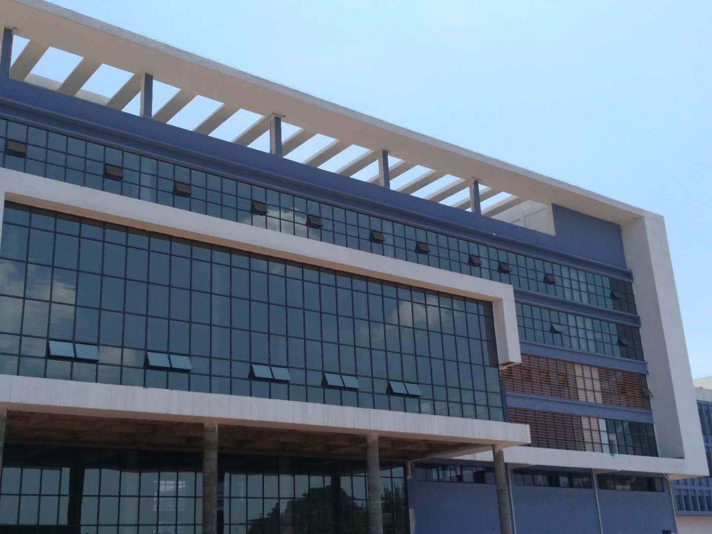 玻璃幕墻報(bào)價(jià) 玻璃幕墻報(bào)價(jià)