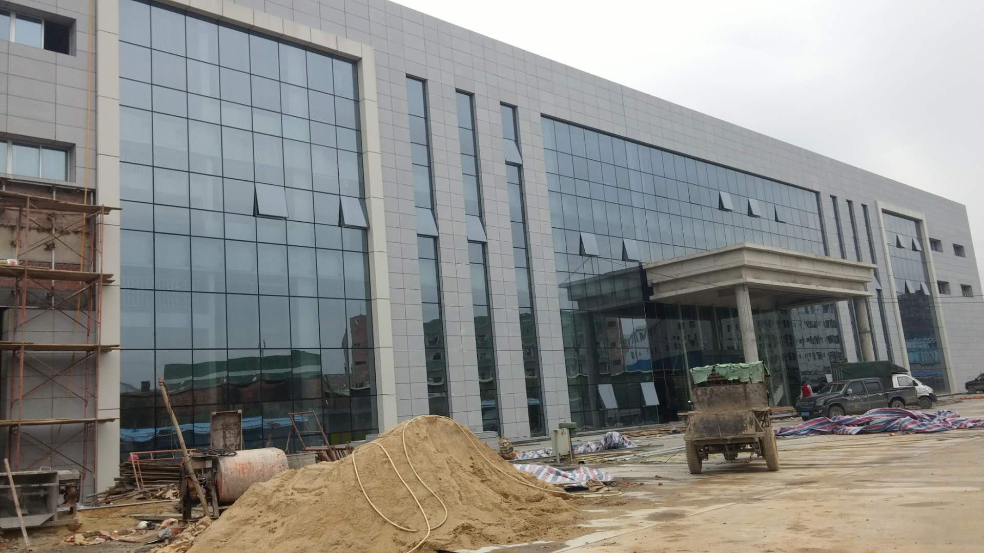 寫字樓玻璃幕墻 寫字樓玻璃幕墻