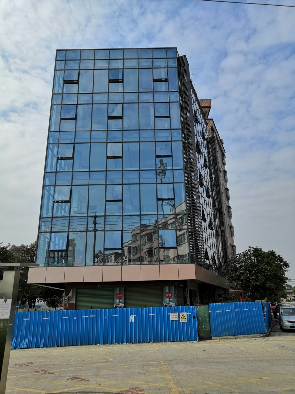 深圳玻璃幕墻包工包料造價-中東幕墻 深圳玻璃幕墻包工包料造價-中東幕墻