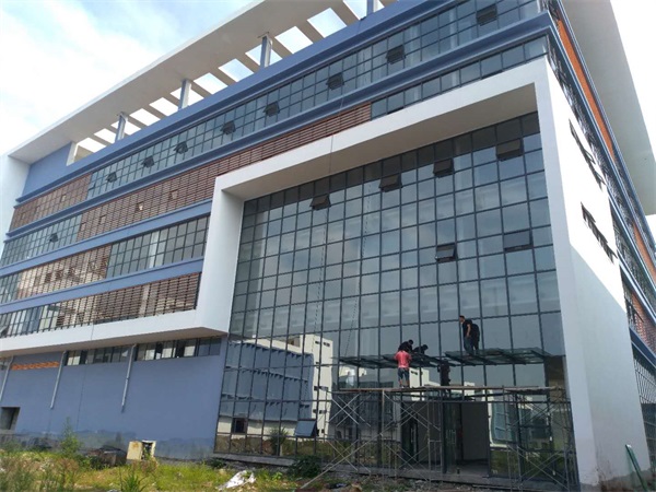 深圳玻璃幕墻工程安裝公司 深圳玻璃幕墻工程安裝公司