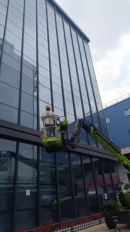 玻璃幕墻維修維保